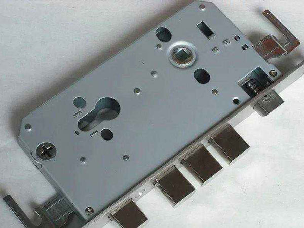 太白24小时上门开锁公司