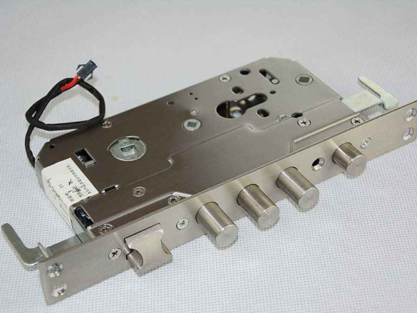 太白24小时上门开锁公司